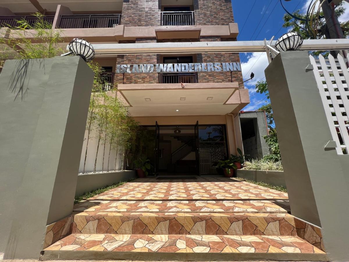 Island Wanderers Inn Корон Екстериор снимка