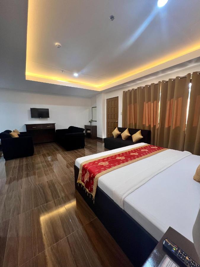 Island Wanderers Inn Корон Екстериор снимка