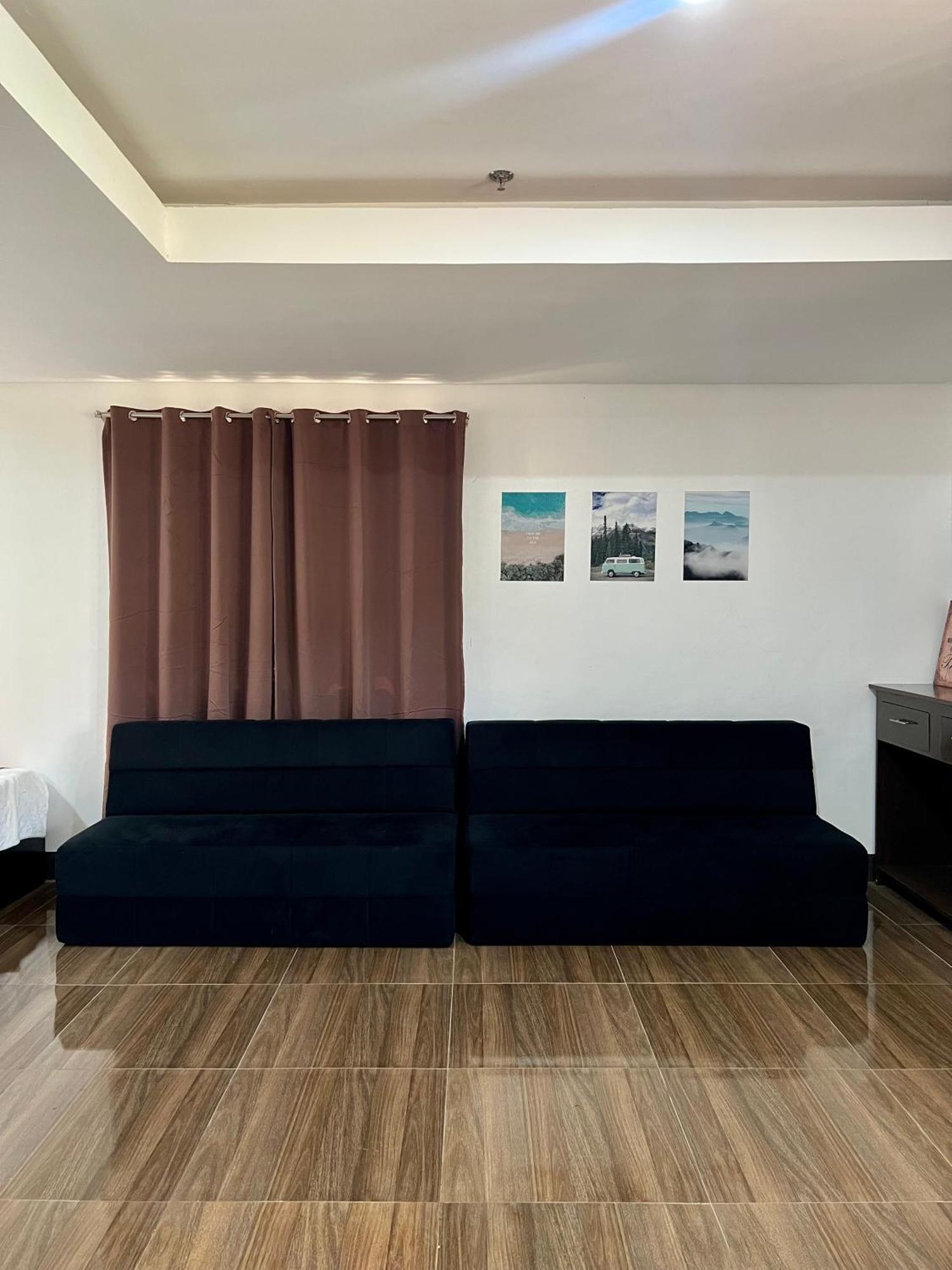 Island Wanderers Inn Корон Екстериор снимка