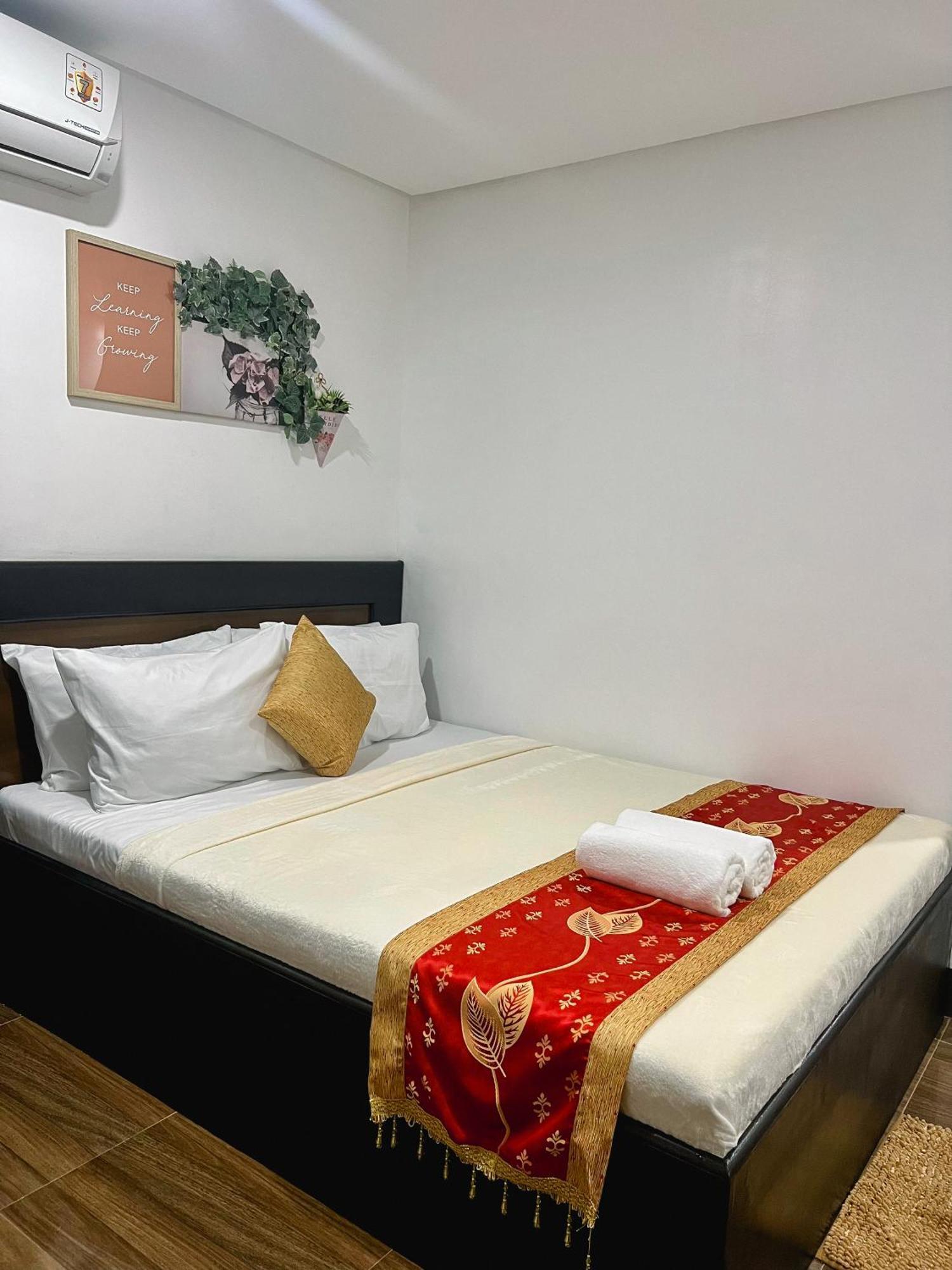 Island Wanderers Inn Корон Екстериор снимка
